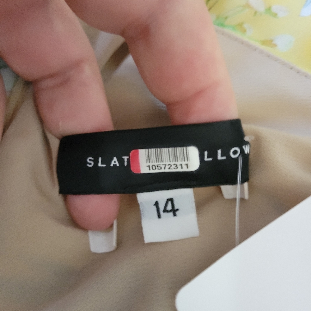 Slate & Willow chiffon layered maxi dress.  DESIGNER. MSRP $250 - Picture 7 of 7